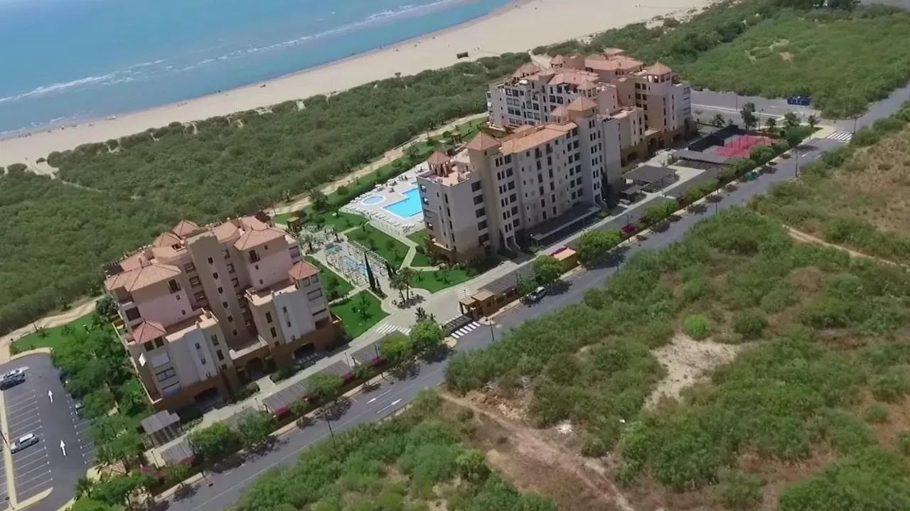 Apartamento Urbanizacion De Lujo En Primera Linea De Playa Isla Canela
